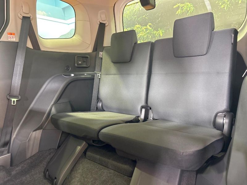 2026 Toyota Sienta 6AA-MXPL10G (UW-6a1ba6fdcf5e2)[27]