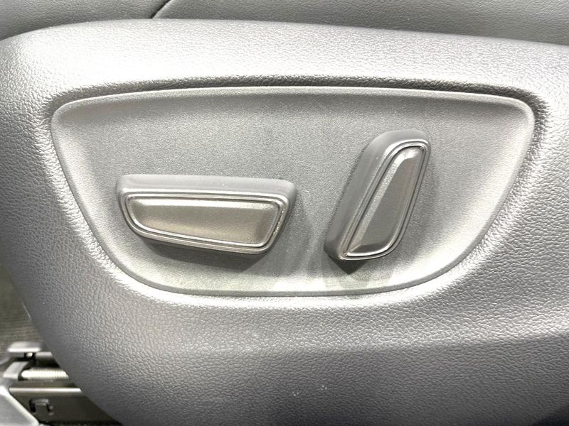 2023 Toyota Harrier 6BA-MXUA80 (UW-6a1ba7044c642)[25]