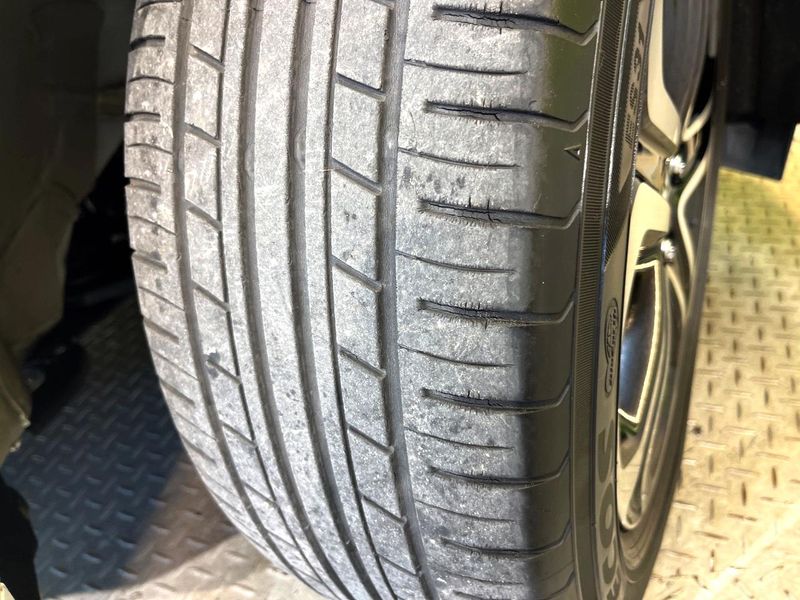 2015 Honda Vezel DAA-RU3 (UW-6a1ba734a5446)[22]