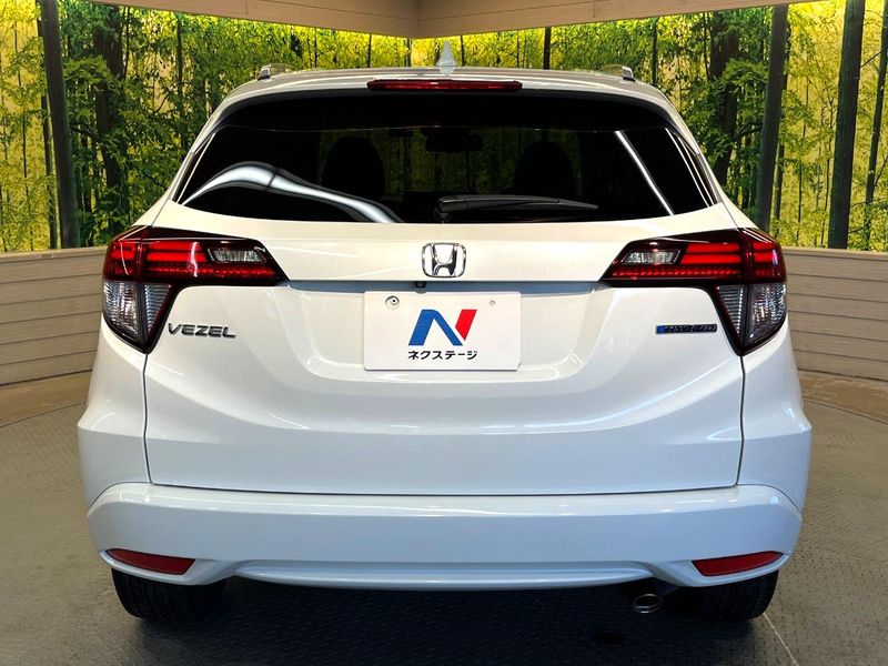 2015 Honda Vezel DAA-RU3 (UW-6a1ba734a5446)[9]