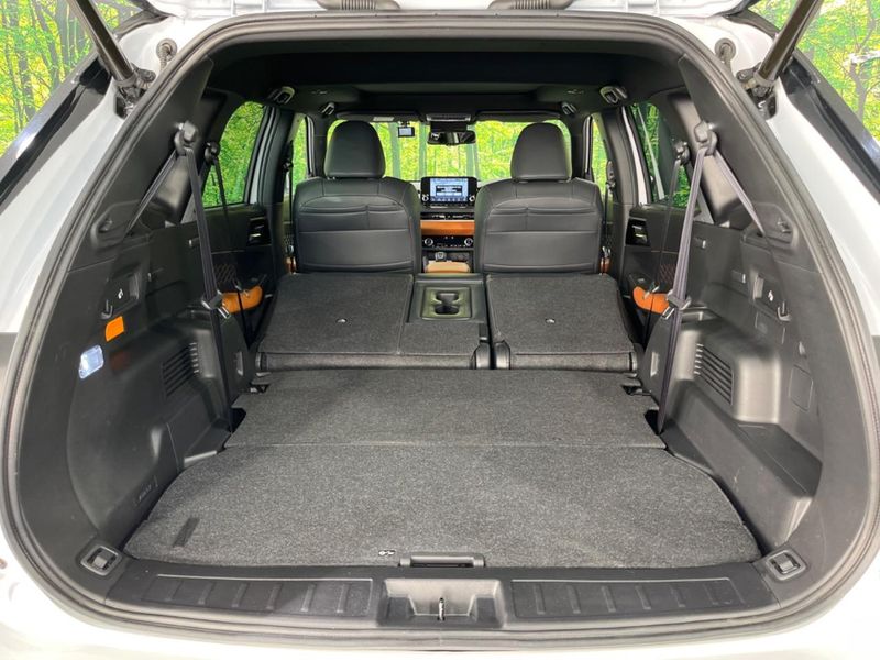 2022 Mitsubishi OUTLANDER PHEV 5LA-GN0W (UW-6a1e48fcdf163)[24]
