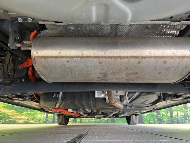 2023 Toyota Sienta 6AA-MXPL10G (UW-6a1e49f0909ff)[23]