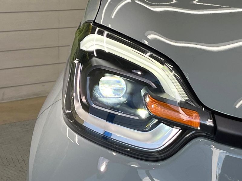2024 Toyota Sienta 6AA-MXPL10G (UW-6a1e49f1b971f)[7]