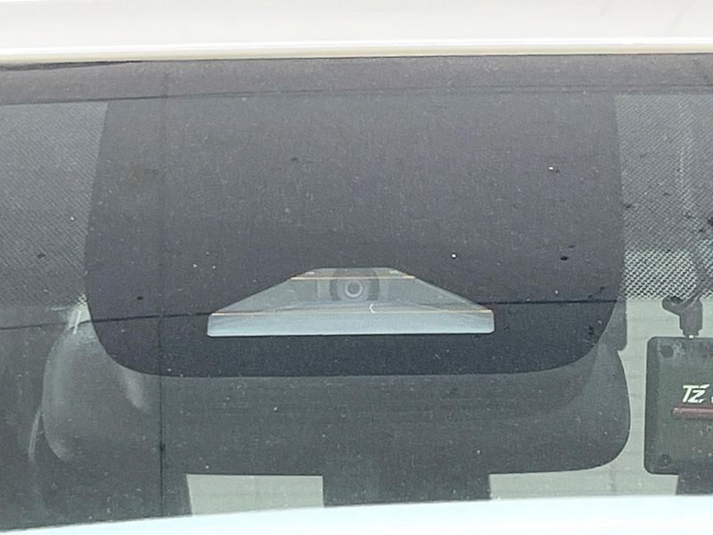 2023 Toyota Voxy 6BA-MZRA90W (UW-6a1e4a03d8b0d)[5]
