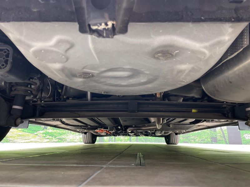 2018 Toyota Sienta DAA-NHP170G (UW-6a1e4a1661e95)[24]