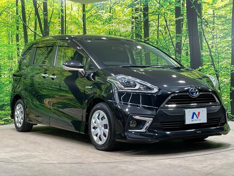 2018 Toyota Sienta DAA-NHP170G (UW-6a1e4a1661e95)[17]