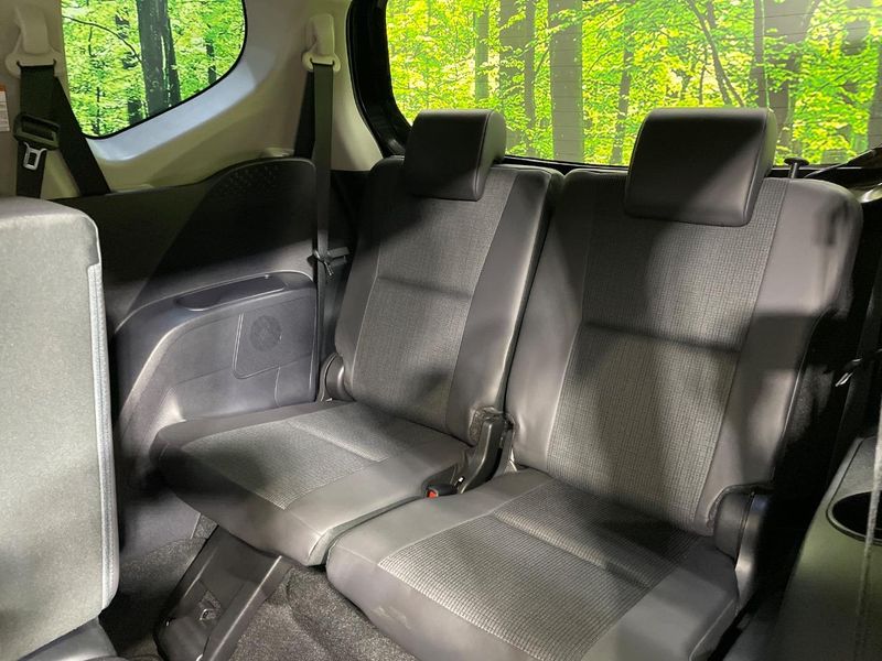 2018 Toyota Sienta DAA-NHP170G (UW-6a1e4a1661e95)[14]