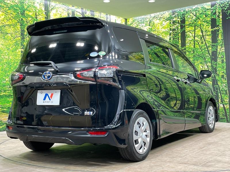 2018 Toyota Sienta DAA-NHP170G (UW-6a1e4a1661e95)[19]