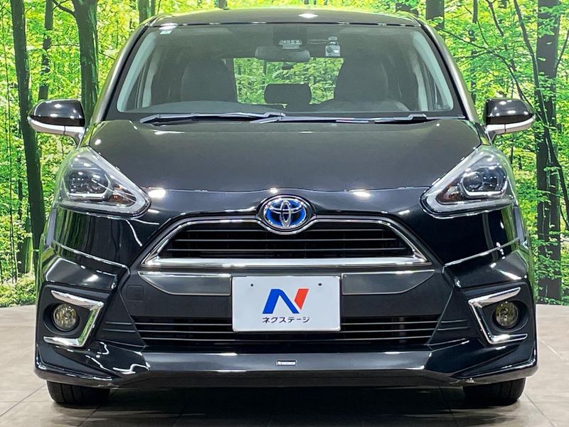 2018 Toyota Sienta DAA-NHP170G (UW-6a1e4a1661e95)[16]