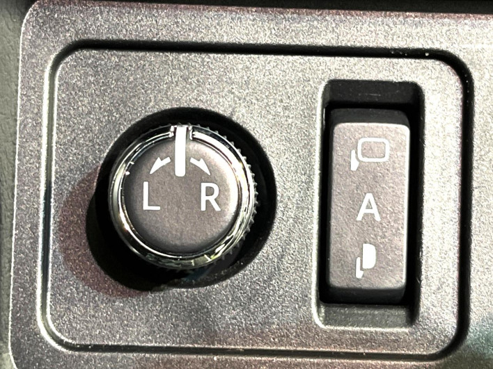 2022 Toyota Land Cruiser Prado 3BA-TRJ150W (UW-6a1e4a4e0fb32)[11]