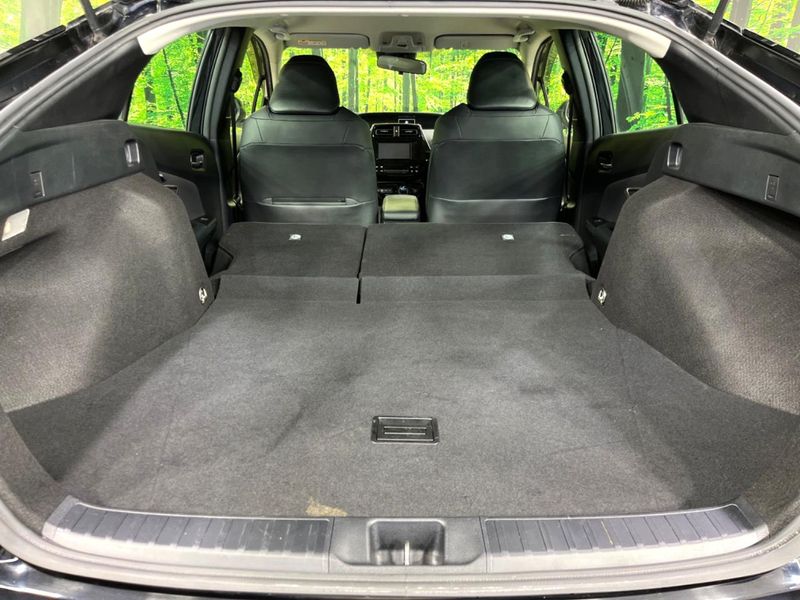 2019 Toyota Prius DAA-ZVW55 (UW-6a1e4aa0130b4)[7]