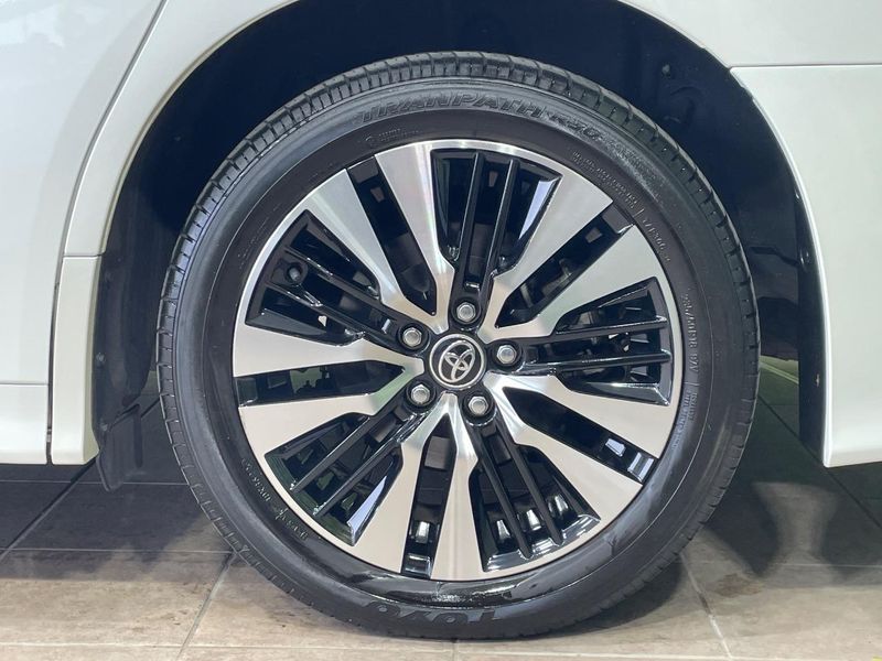 2022 Toyota Alphard 3BA-AGH30W (UW-6a1f9a0905e7d)[10]
