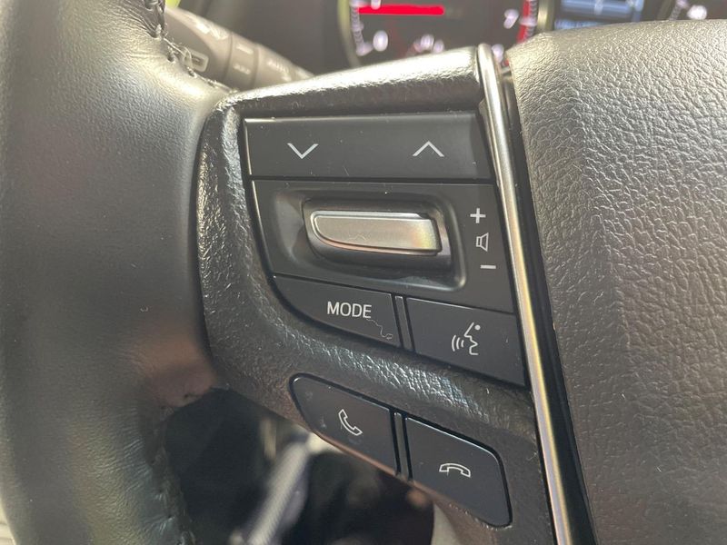 2022 Toyota Alphard 3BA-AGH30W (UW-6a1f9a0905e7d)[28]
