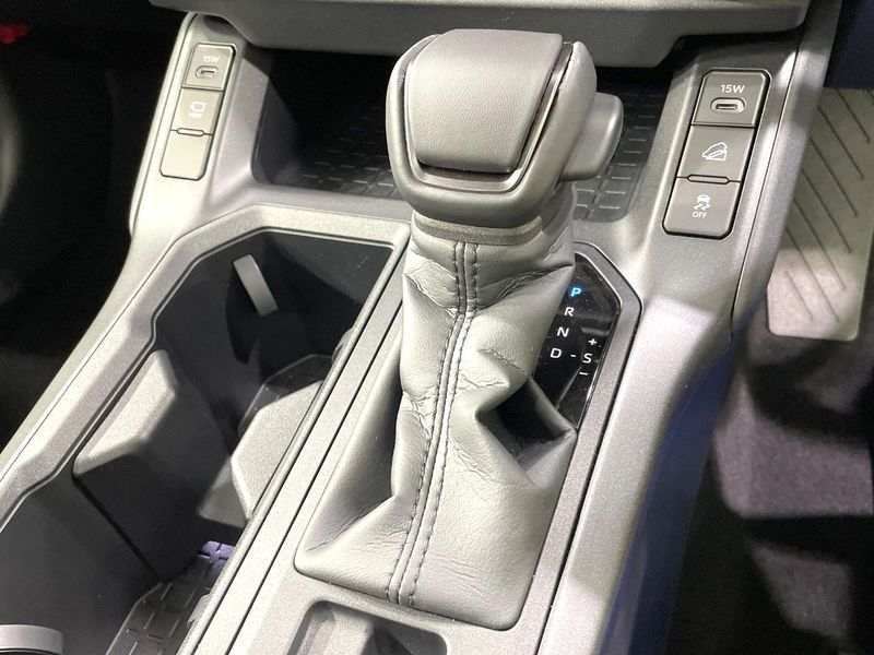 2026 Toyota RAV4 6AA-AXAN64 (UW-6a1f9a1d45698)[27]