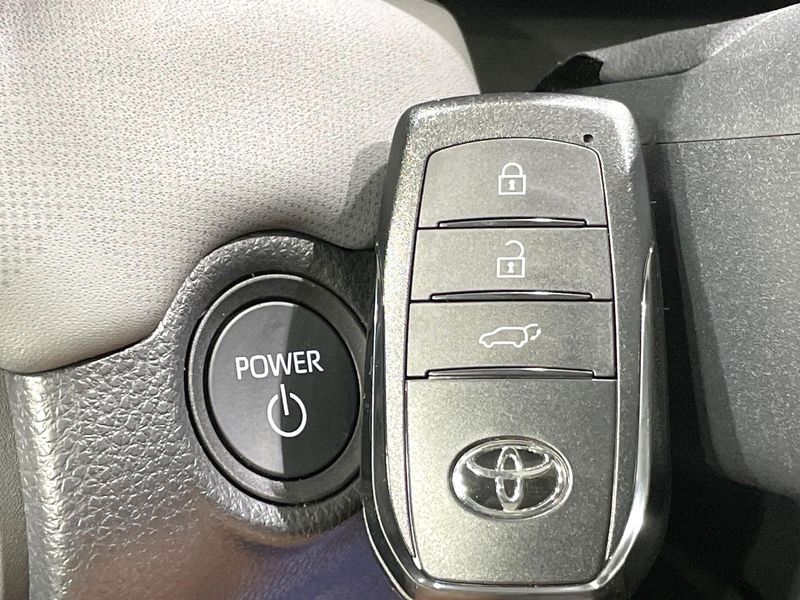 2026 Toyota RAV4 6AA-AXAN64 (UW-6a1f9a1d45698)[7]