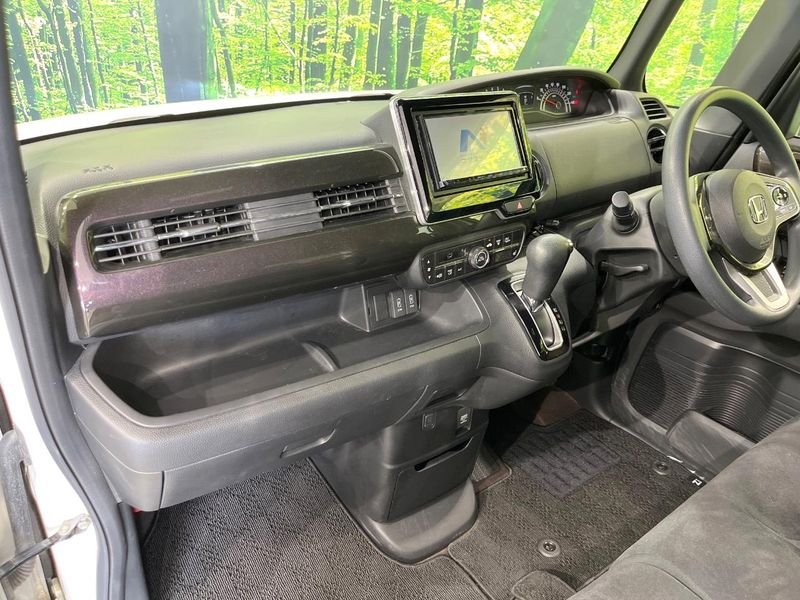 2019 Honda N-BOX CUSTOM DBA-JF4 (UW-6a1f9ac3cd123)[23]