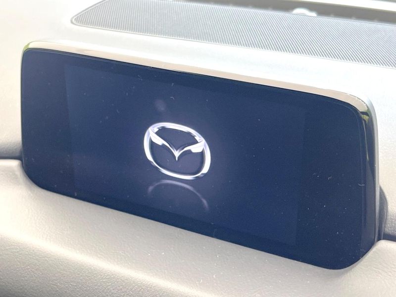 2018 Mazda CX-8 3da-kg2p (UW-6a1f9ae207239)[21]