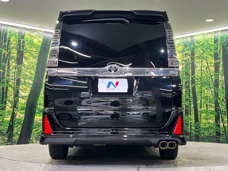 2017 Toyota Voxy DBA-ZRR80W (UW-6a1f9befba9d6)[7]