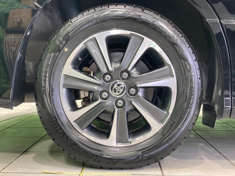2019 Toyota Noah DBA-ZRR80W (UW-6a1f9bf2bffd2)[18]