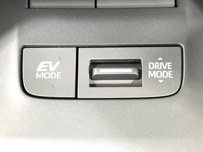 2024 Toyota Harrier Hybrid 6AA-AXUH80 (UW-6a20ebbb7a806)[10]