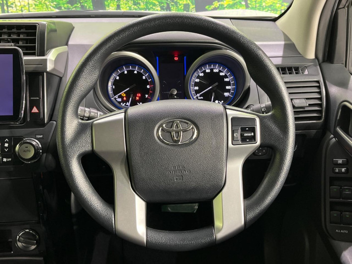 2017 Toyota Land Cruiser Prado CBA-TRJ150W (UW-6a20ed809c8cf)[25]
