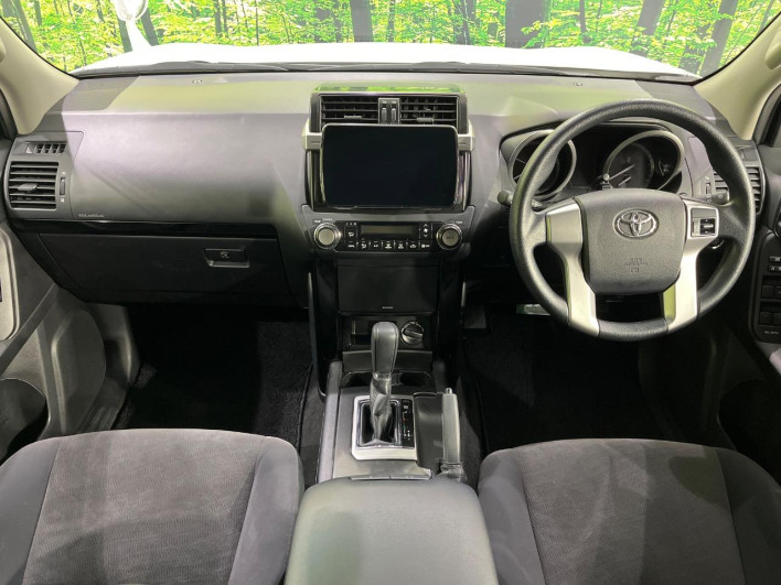 2017 Toyota Land Cruiser Prado CBA-TRJ150W (UW-6a20ed809c8cf)[24]