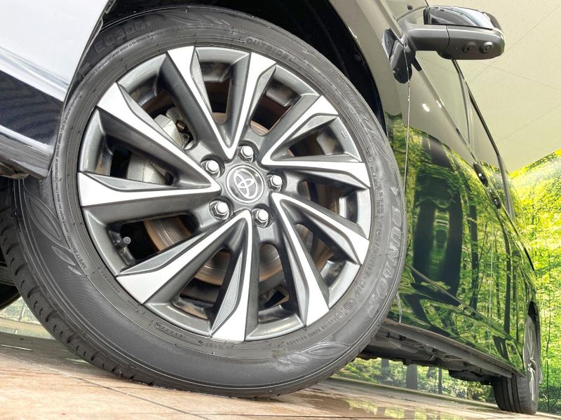 2022 Toyota Voxy 6AA-ZWR90W (UW-6a20edd53e4b2)[15]