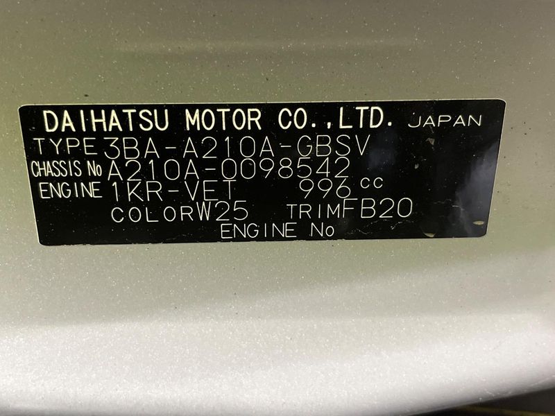 2025 Toyota Raize 3BA-A210A (UW-6a223d88b89df)[1]