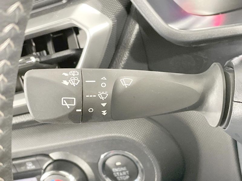 2025 Toyota Raize 3BA-A210A (UW-6a223d89e3959)[28]