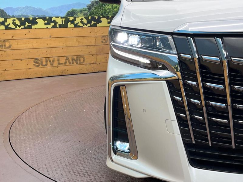 2022 Toyota Alphard 3BA-AGH30W (UW-6a223da4ce62b)[13]