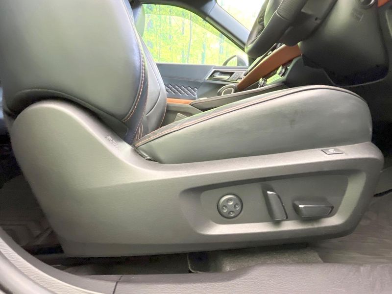 2022 Mitsubishi OUTLANDER PHEV 5LA-GN0W (UW-6a223e2276372)[15]