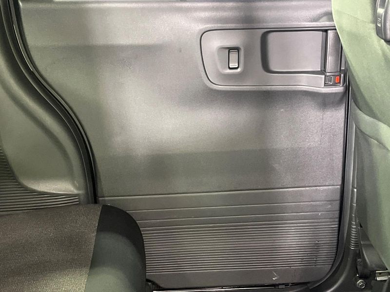 2024 Honda N-BOX CUSTOM 6BA-JF5 (UW-6a223e75d1d89)[22]
