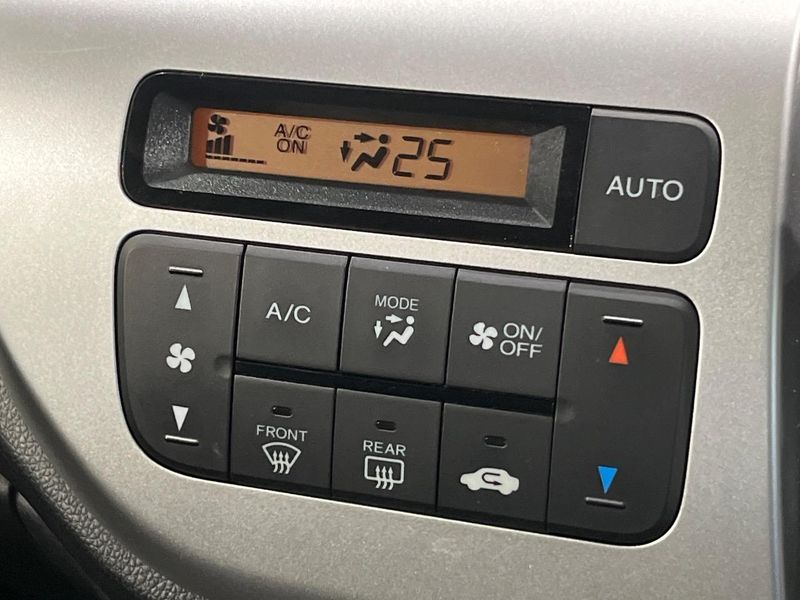 2015 Honda N-WGN DBA-JH1 (UW-6a223e8081eeb)[11]