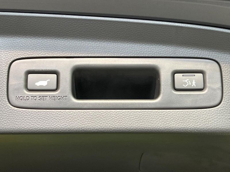2021 Honda Vezel 6AA-RV5 (UW-6a223f69135b6)[19]