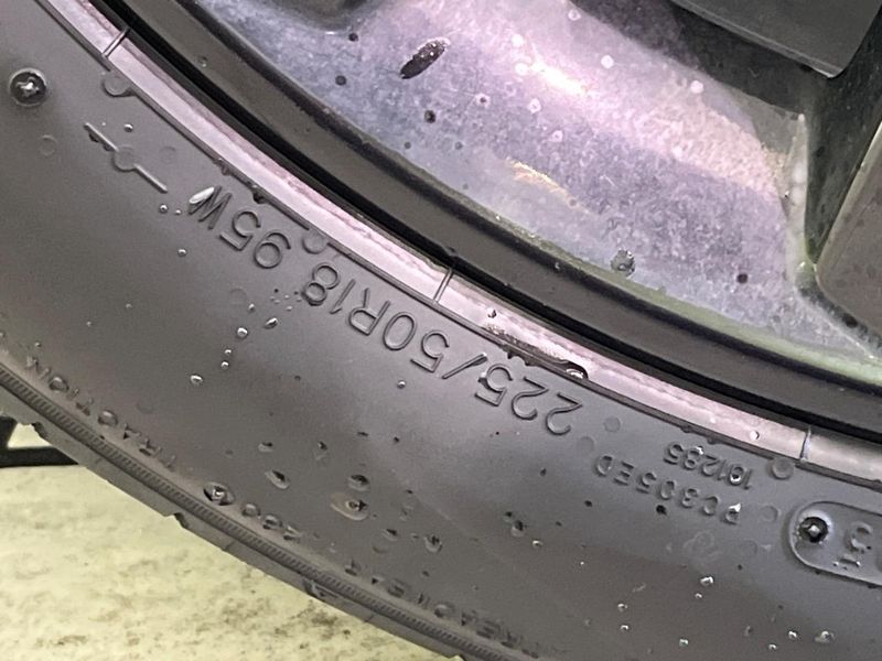 2021 Honda Vezel 6AA-RV5 (UW-6a223f69135b6)[6]