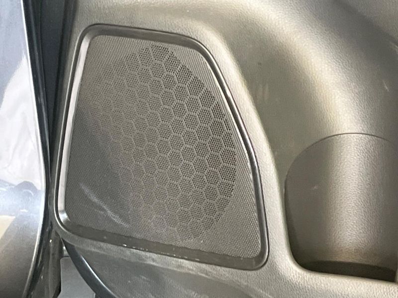 2021 Honda Vezel 6AA-RV5 (UW-6a223f69135b6)[28]