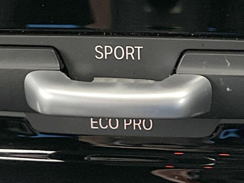 2016 BMW 2 Series DBA-2A20 (UW-6a223f9b15dd4)[20]