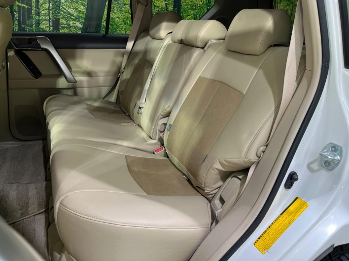 2021 Toyota Land Cruiser Prado 3BA-TRJ150W (UW-6a2390d1d2d18)[17]