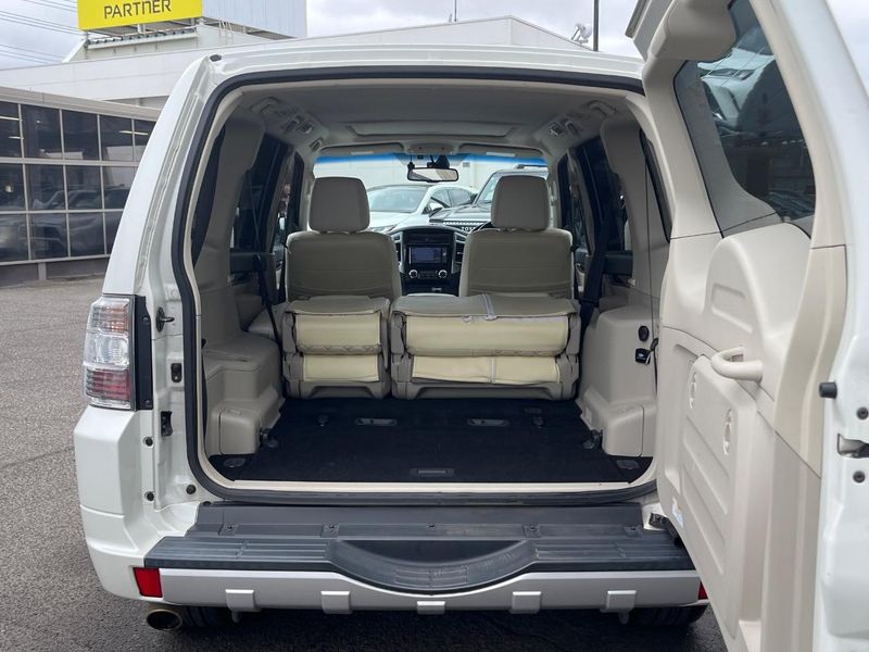 2016 Mitsubishi Pajero LDA-V98W (UW-6a2390db4af38)[26]