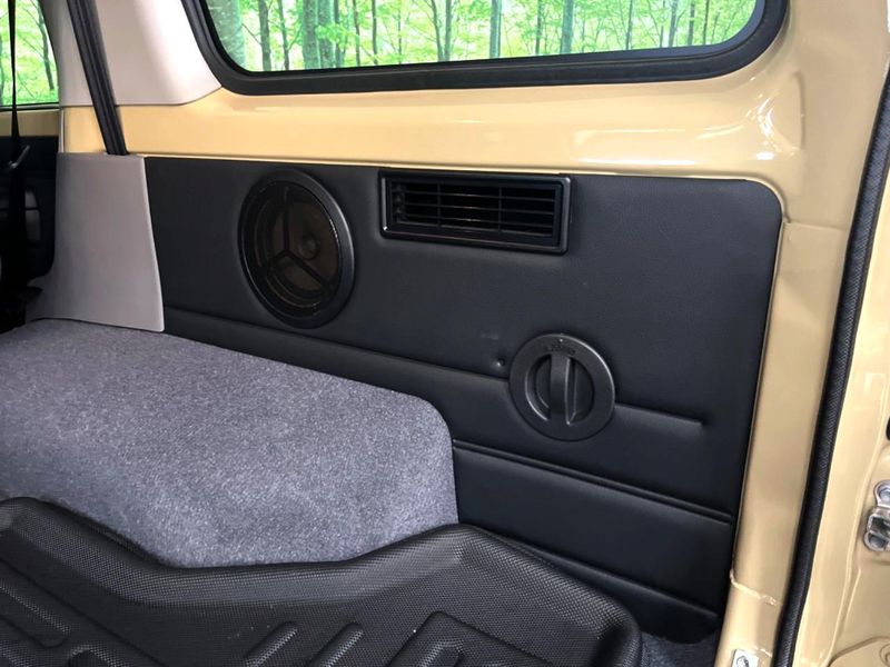 2024 Toyota Land Cruiser 70 3DA-GDJ76W (UW-6a24e03c64690)[10]