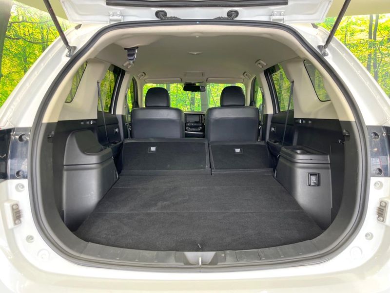 2015 Mitsubishi OUTLANDER PHEV DLA-GG2W (UW-6a24e0441a024)[20]