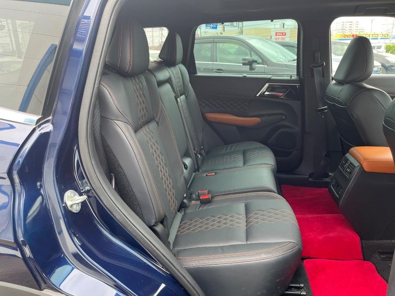 2022 Mitsubishi OUTLANDER PHEV 5LA-GN0W (UW-6a24e046e9fcc)[19]