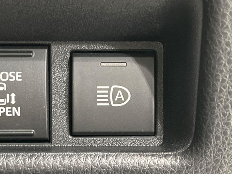 2025 Toyota Sienta 5BA-MXPC10G (UW-6a24e1269e7c5)[28]