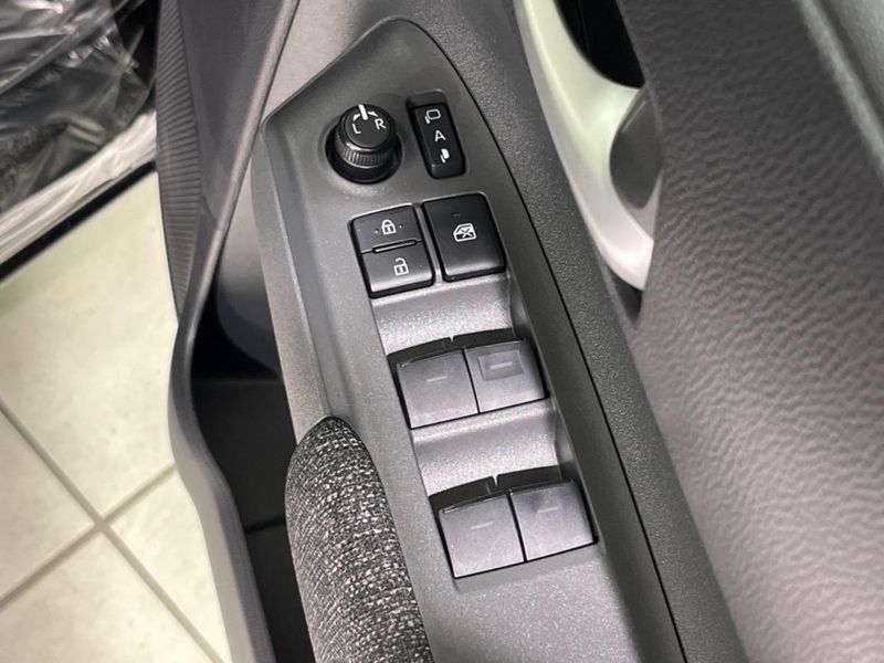 2025 Toyota Sienta 5BA-MXPC10G (UW-6a24e1269e7c5)[25]