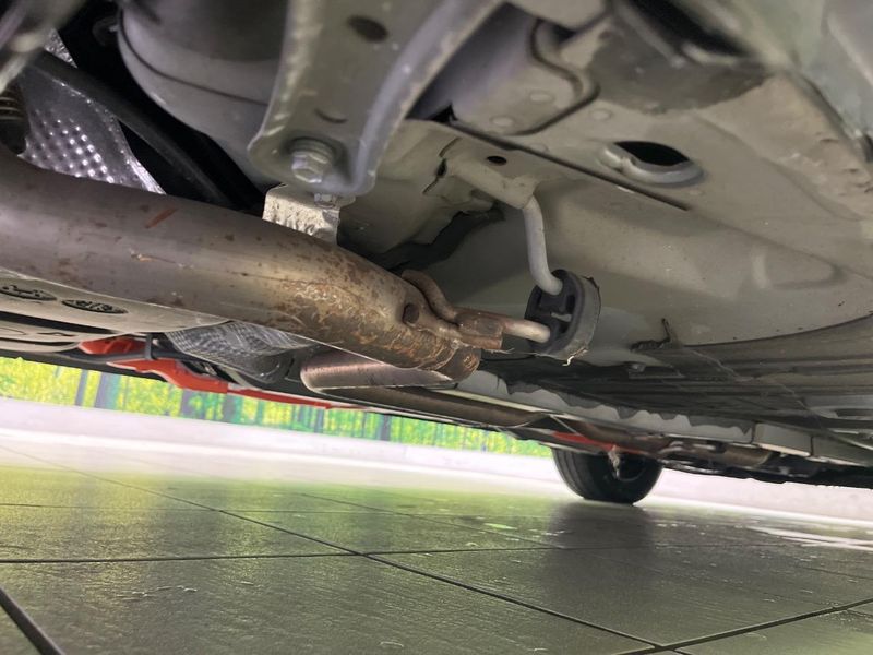 2019 Toyota Aqua DAA-NHP10 (UW-6a24e154a0f54)[27]