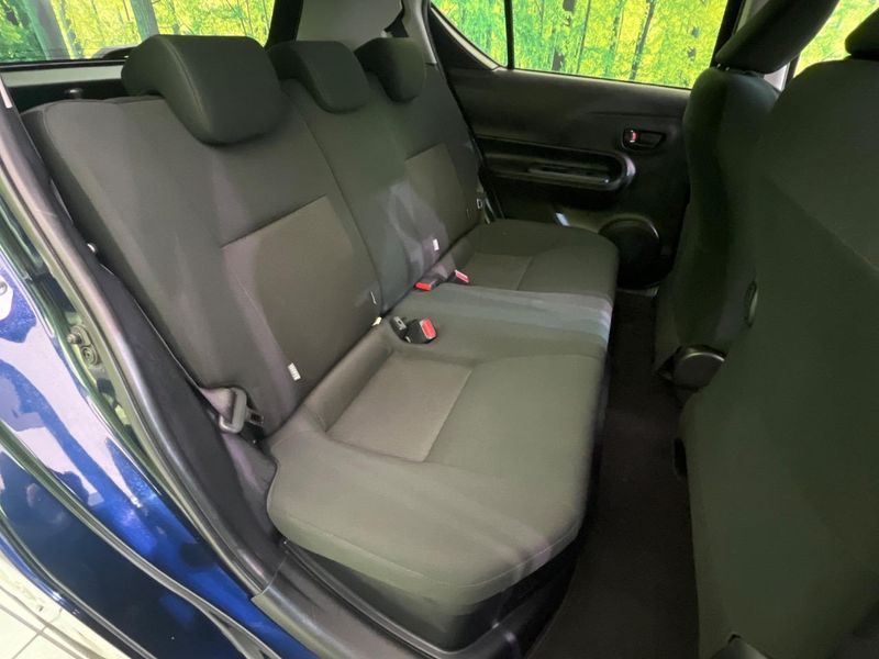 2019 Toyota Aqua DAA-NHP10 (UW-6a24e154a0f54)[23]