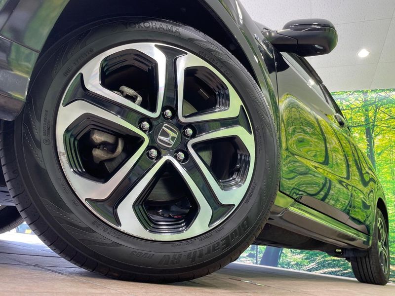 2018 Honda Vezel DAA-RU3 (UW-6a24e16a4c629)[19]