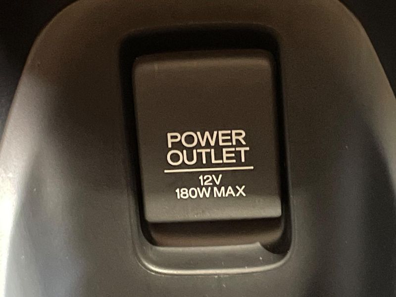 2018 Honda Vezel DAA-RU3 (UW-6a24e16a4c629)[25]