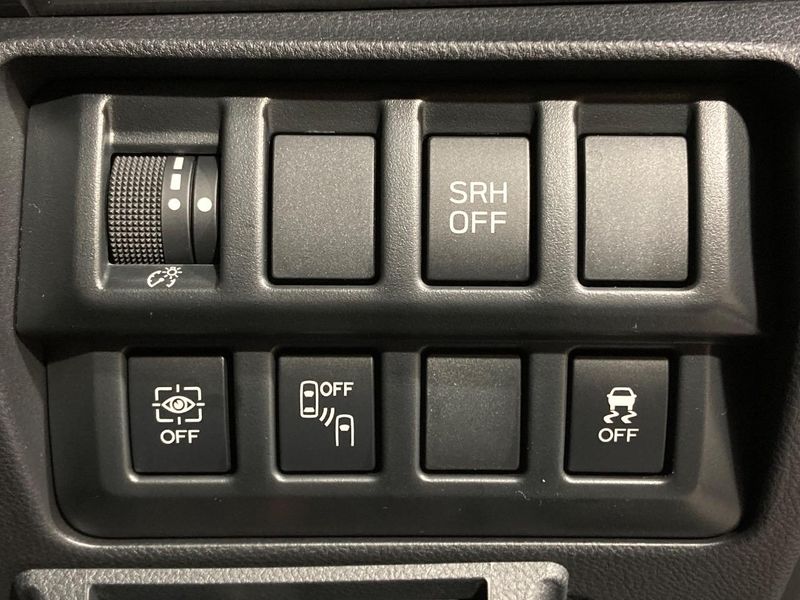 2022 Subaru Forester 5AA-SKE (UW-6a24e17f35288)[26]