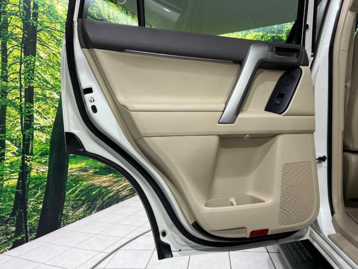 2023 Toyota Land Cruiser Prado 3BA-TRJ150W (UW-6a24e1896ce70)[28]
